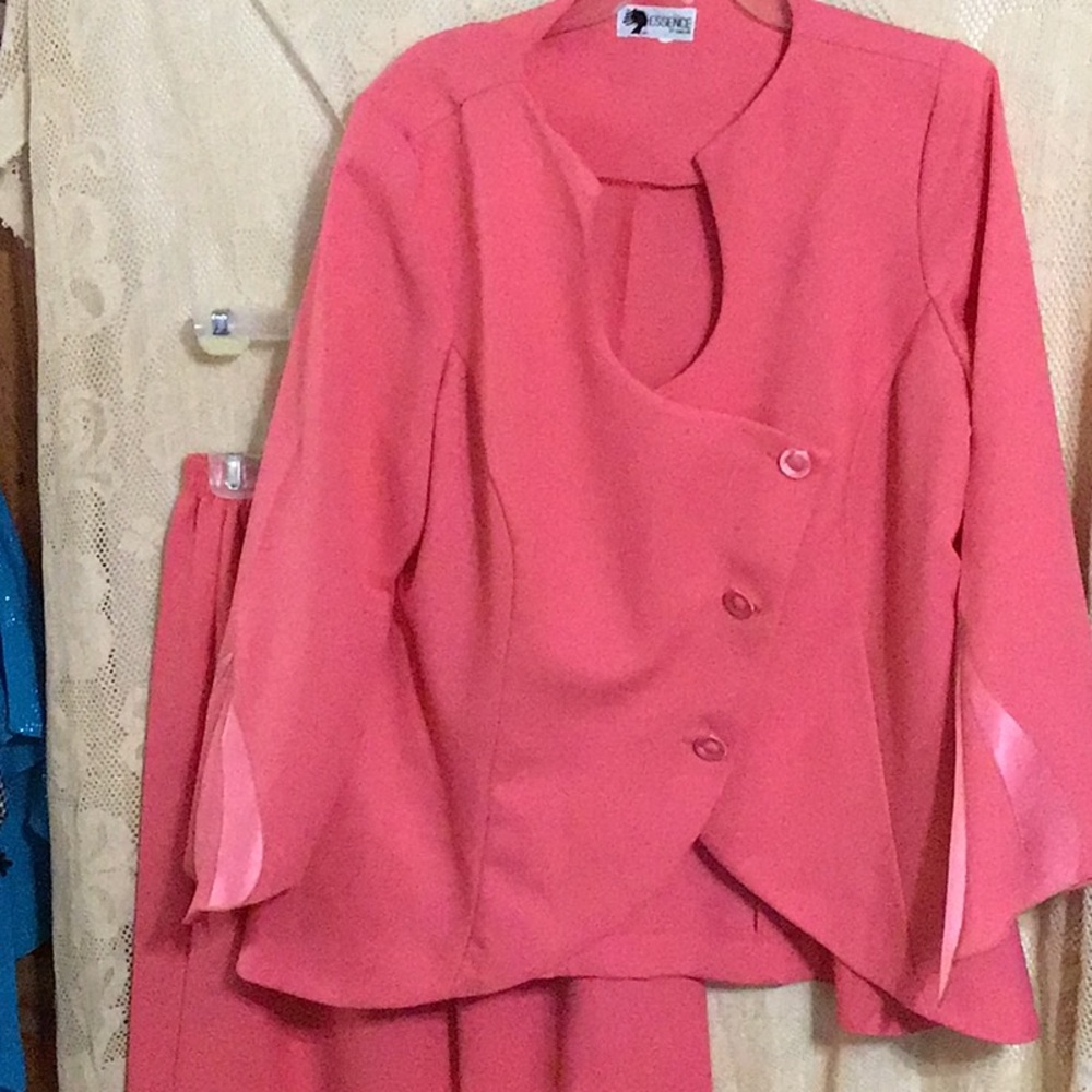 Women’s Unlined Salmon Plus 2 Piece Skirt Set 16W